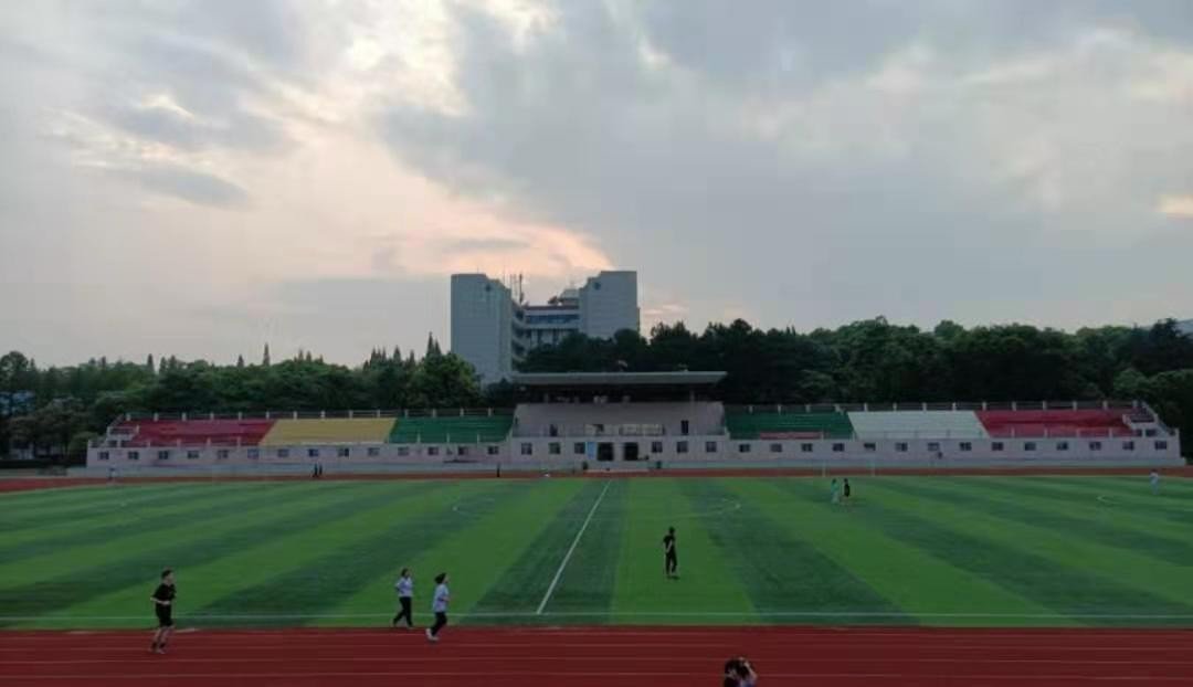 南昌大学有没有专科？