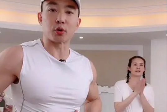 就畊宏几点直播