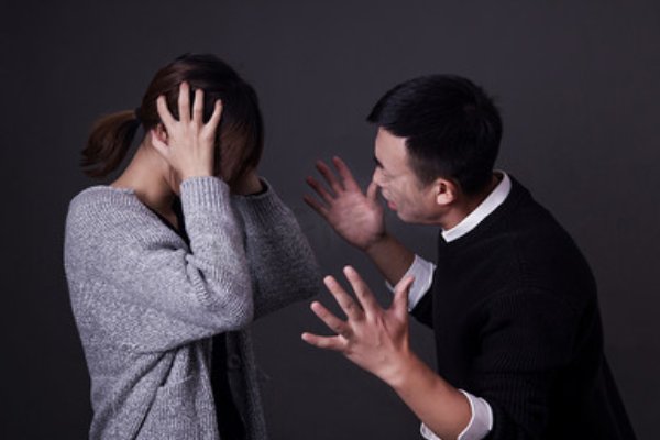 怎样劝架才能让大家都满意？