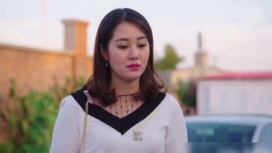 当初毕畅舞蹈视频曝光，身材发福走样，全程尬舞，你怎么看？