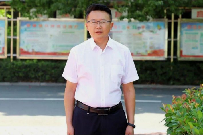 光山二高优秀教师排名