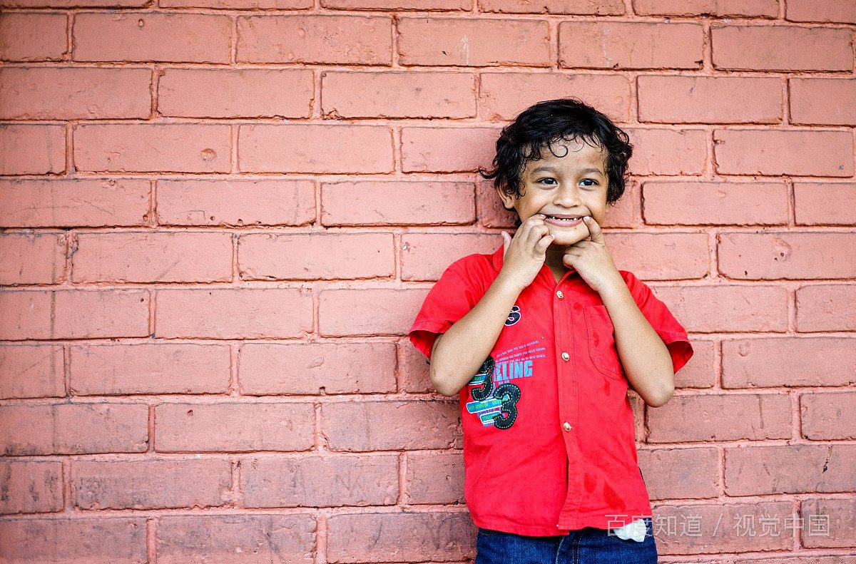 喜笑颜开什么意思？