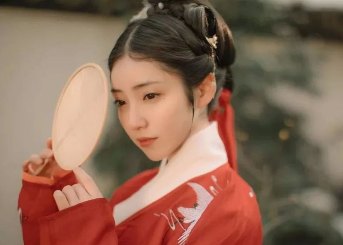 别梦依依到谢家是什么