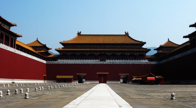 王宫和皇宫是不是一个意思