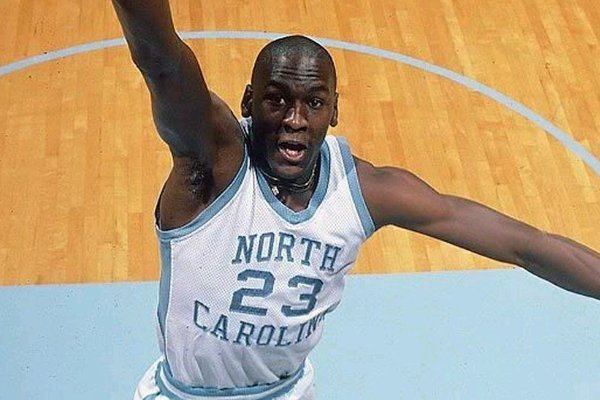 乔丹生日是多久