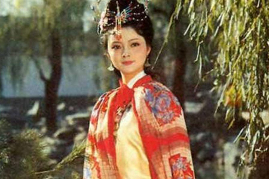 《红楼梦》宝琴是谁?