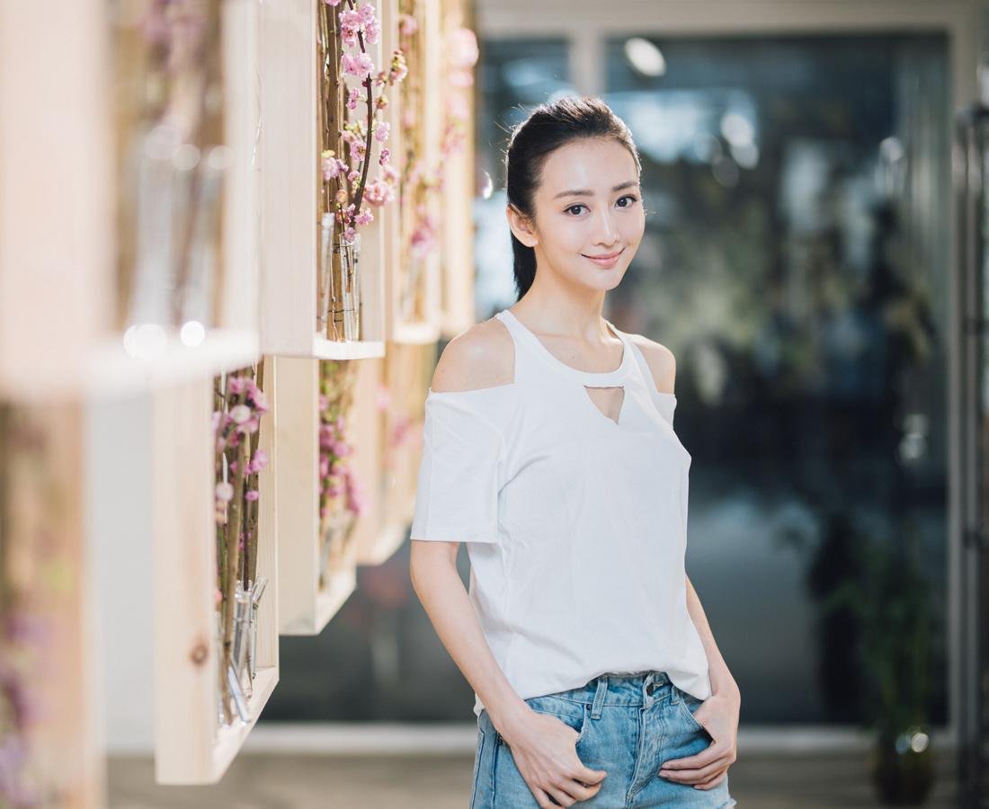 王鸥的事业发展和她的出轨新闻有没有关系？为什么？