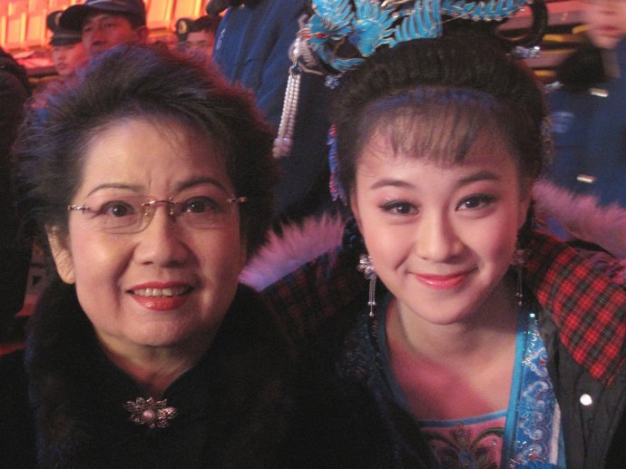 曹津歌的演艺经历