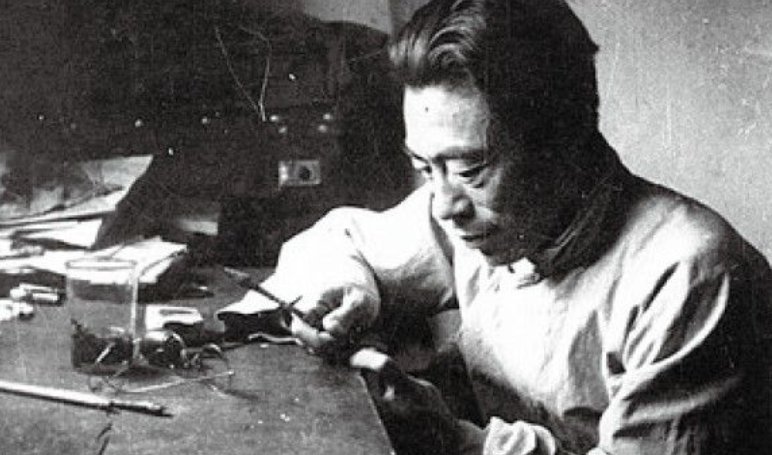 闻一多先生的事迹,试为本文补充一两个实例