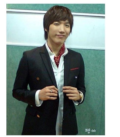 那位亲有金峻秀 的详细资料