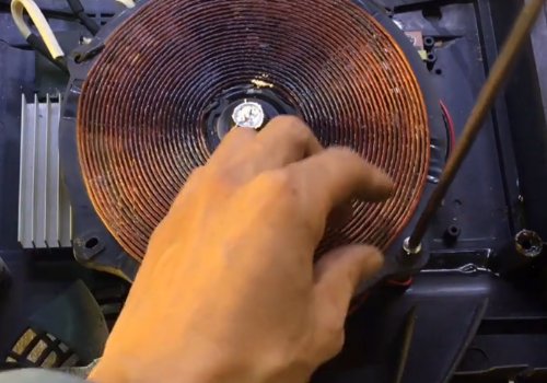 苏泊尔电磁炉出现E0是什么问题？