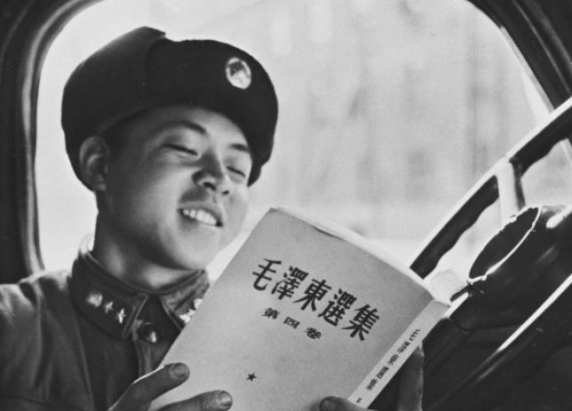 学习雷锋精神的内容是什么？