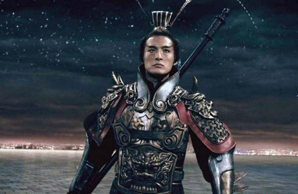 爱才、善用降将的曹操，他为何要杀掉主动归降的吕布呢?