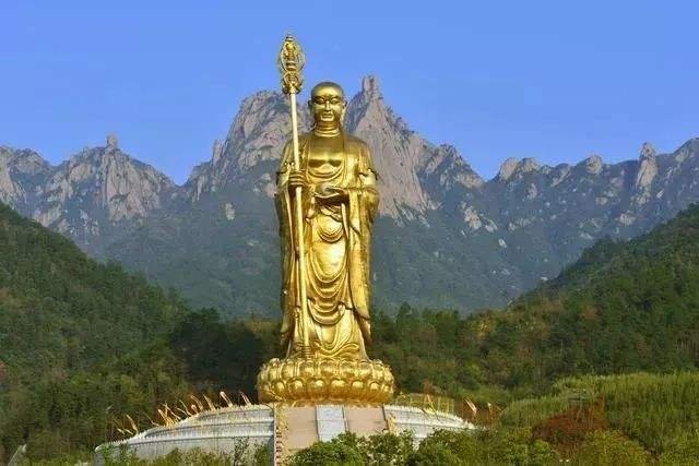 地藏菩萨为什么不能拜？民间为何误称地藏王菩萨不能拜？