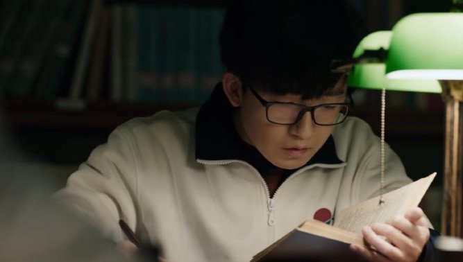 王明中最后和谁在一起了