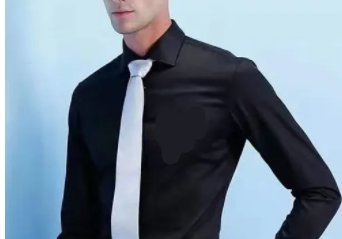 黑衬衣可以和黑西服搭配吗？