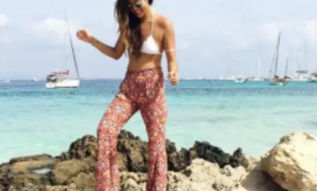 连体泳衣女装怎么穿搭