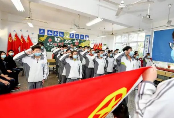 入团时间可以在哪里查