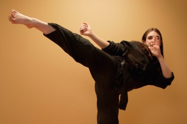 踢球的踢可以组什么词