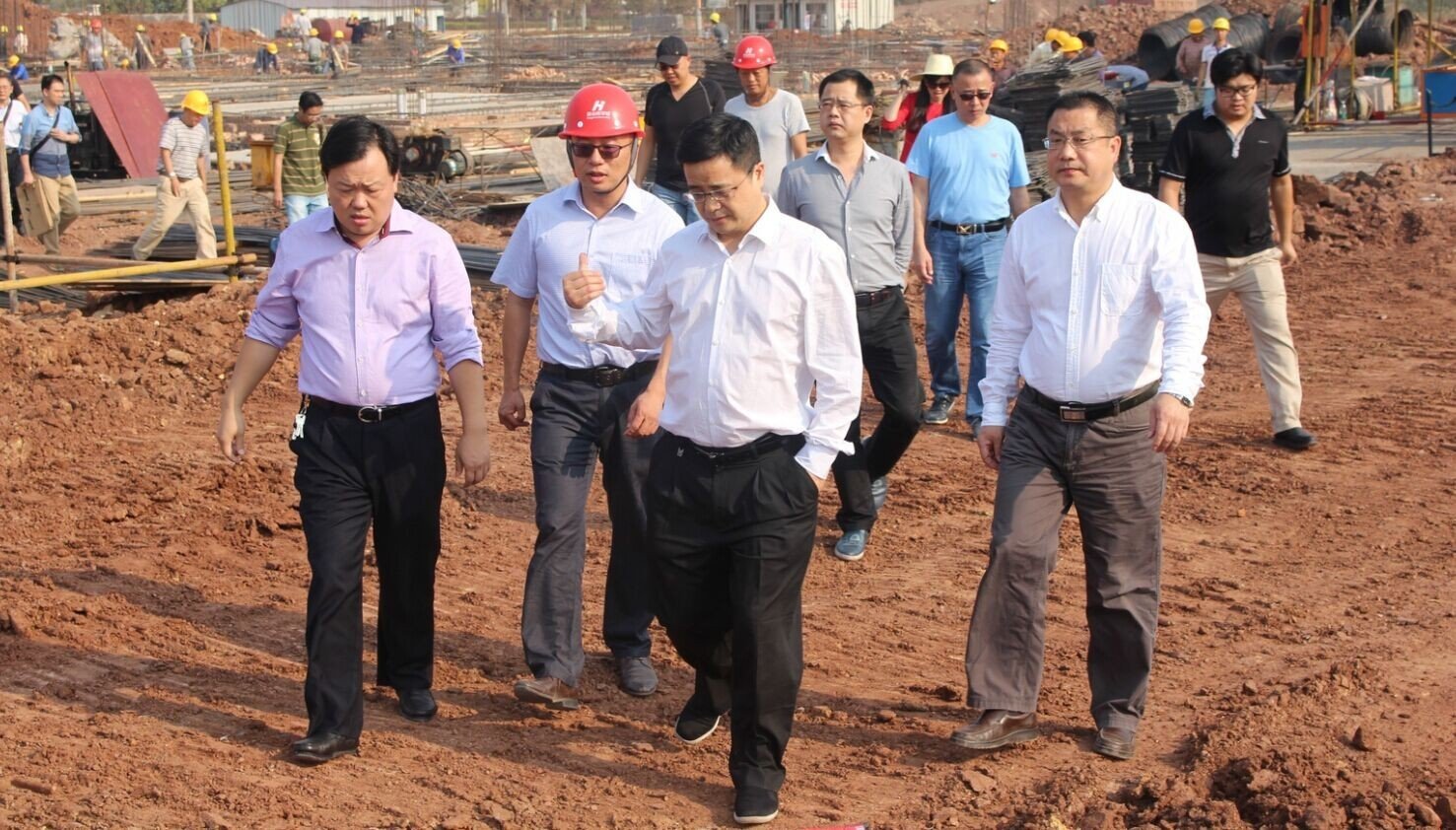 张贺文的人物履历