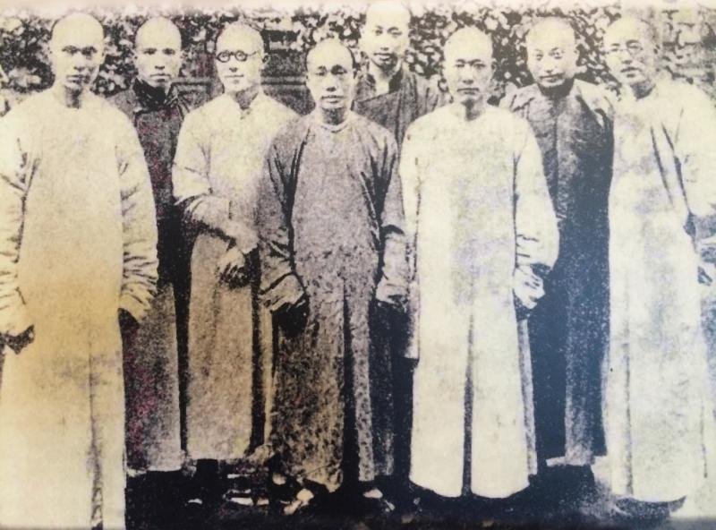 谭嗣同传初十日遂翻译