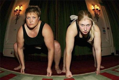 当年拿出900万彩礼，想将自己陪嫁出去的“相扑女王”，近况如何？