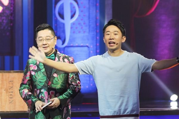 张绍刚从央视名嘴混到无人知晓，只能靠网络节目生存，他为何沦落成这样？