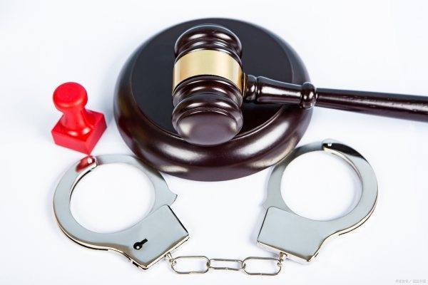 写作业犯法吗?判多少年?