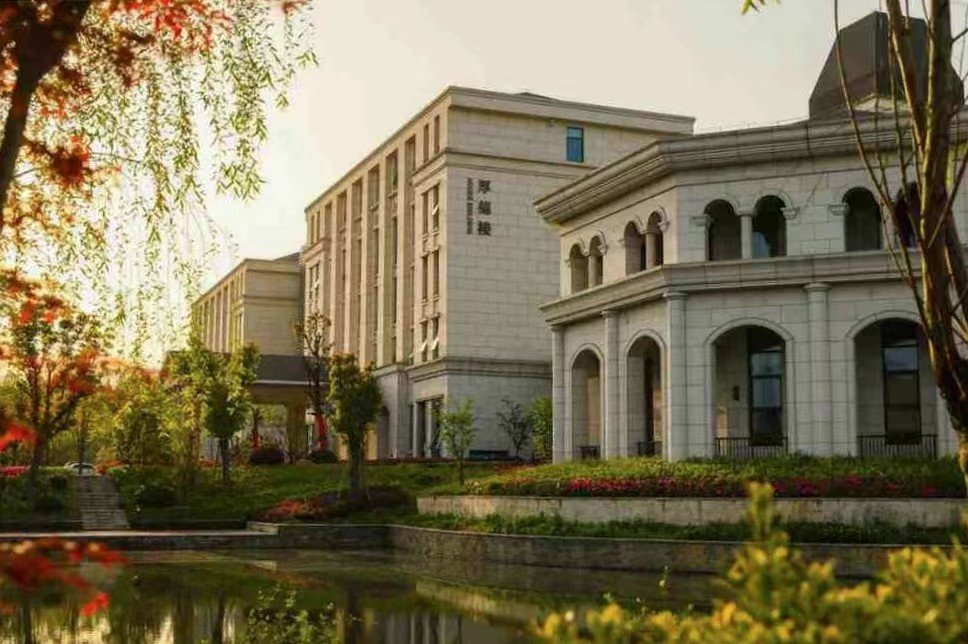 浙江外国语学院是几本？