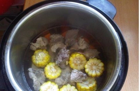 苏泊尔电压力锅的正确使用方法是怎样的？