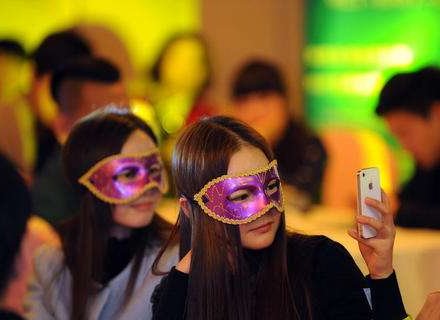 靠谱交友网站都有哪些啊?