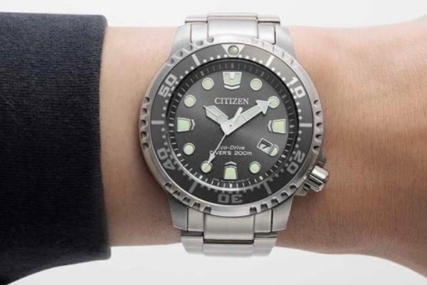 卖表的地方回收表吗