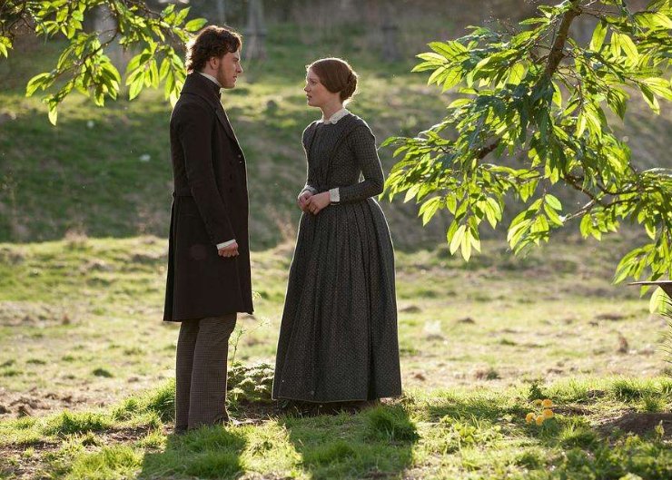 简·爱的主要情节有哪些？