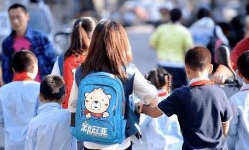 小升初报名需要什么条件呢？