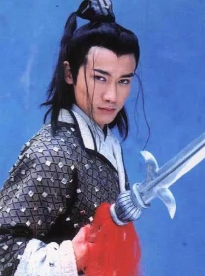 你觉得罗成和雄阔海谁厉害？