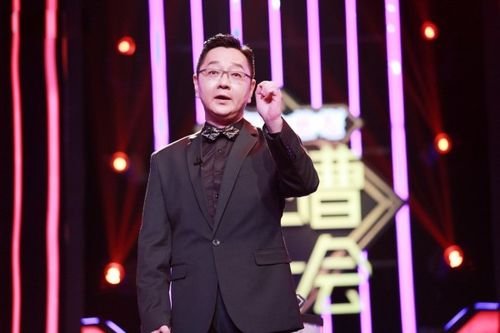 张绍刚从央视名嘴混到无人知晓，只能靠网络节目生存，他为何沦落成这样？