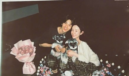 回顾33岁张檬情史，因恋爱脑整容自毁前程，与小五相恋三年后领证？