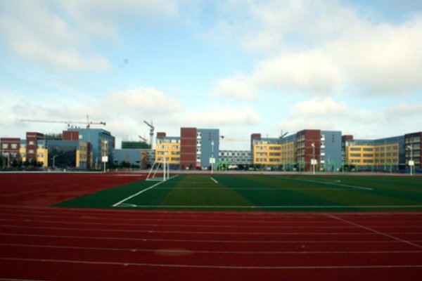 肇州县第二中学