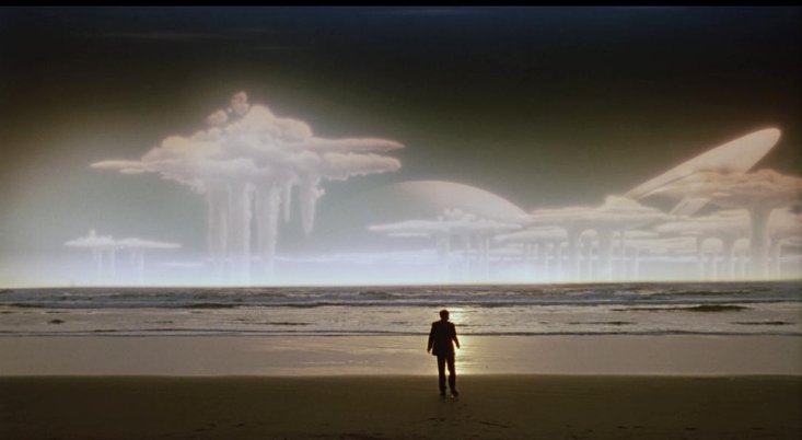 有一部电影好像讲全世界就剩一个人，谁知道叫什么名字