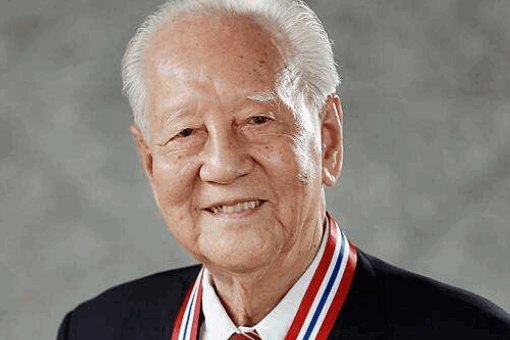 至今为止，共和国勋章的获得者有些谁？