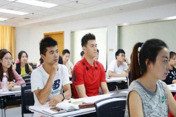 什么是“母校”？