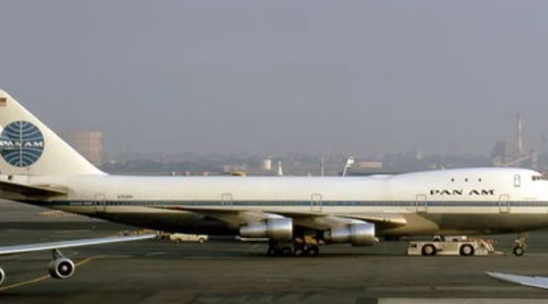 云南一女子因改签未登失事客机，航班上有6名亲友，她对此事有何回应？