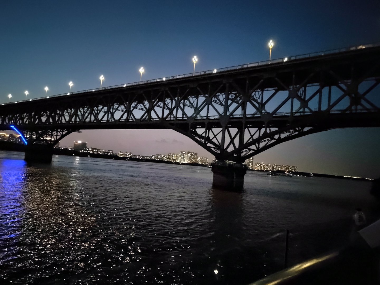 新学期开学第一天对学生来说意味着什么吗？