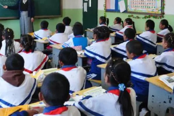 颠倒黑白的意思