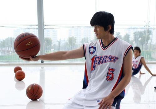 电影《大灌篮》中都有哪些明星大咖？