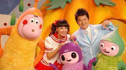 红果果红红红。绿泡泡绿绿绿。求歌名