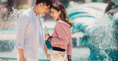 八月的风九月的雨是什么歌曲