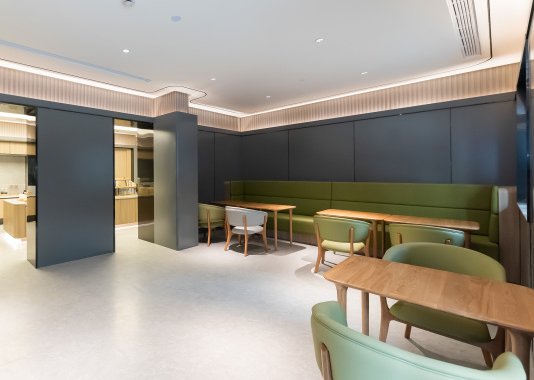 上海全季鸿酒店回应命案可网上办理全额退款，给酒店带来的损失谁来承当？