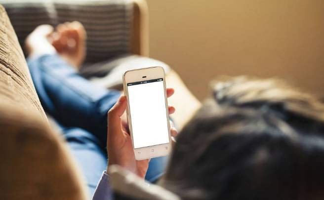 赵薇方否认离婚，如何抵制网络谣言?