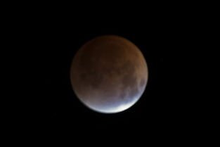 五月将出现月全食和流星雨，一般这样的天文现象多久出现一次？